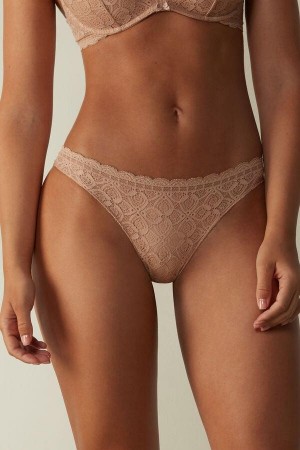 Intimissimi Csipke and Microfiber Brazilian Bugyi Női Bézs | HUGL3534