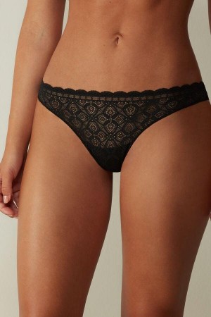 Intimissimi Csipke and Microfiber Brazilian Bugyi Női Fekete | HUDN3529