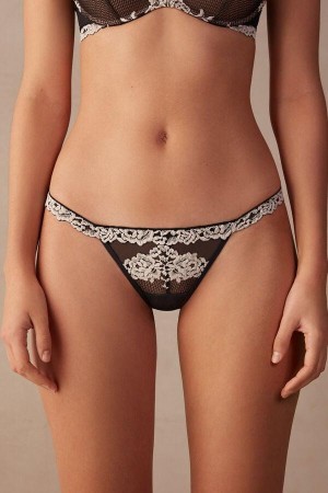 Intimissimi Pretty Flowers String Tanga Bugyi Női Fekete Fehér | HUVD3760