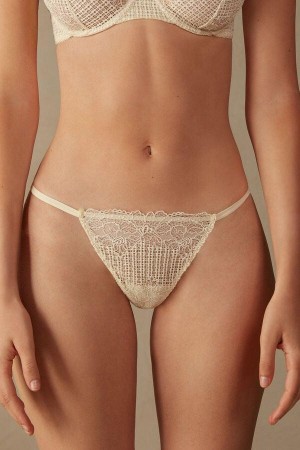 Intimissimi Romantic Heritage String Tanga Bugyi Női Fehér | HUEX3781