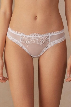 Intimissimi Timeless Simplicity Brazilian Bugyi Női Fehér | HUWY3599