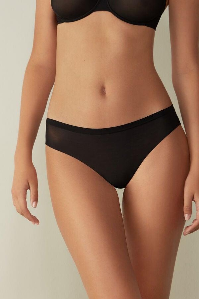 Intimissimi Invisible Touch Brazilian Bugyi Női Fekete | HUKI3505