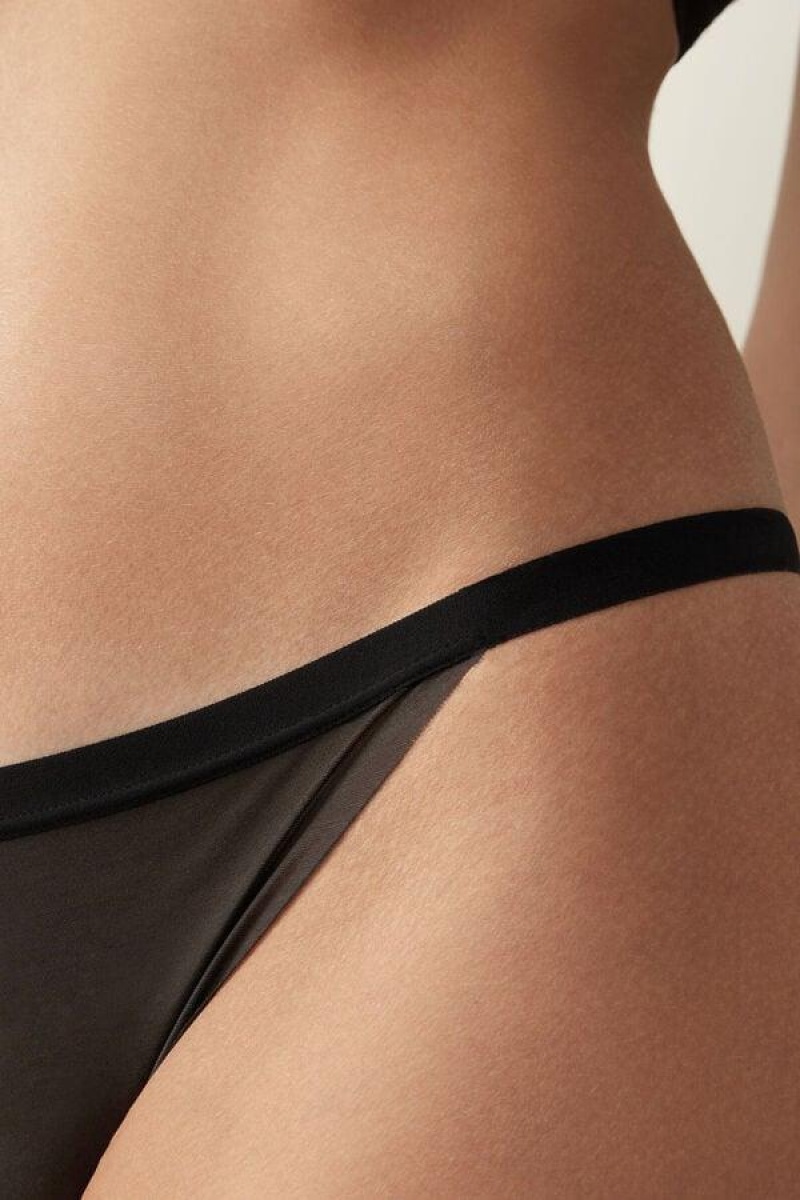 Intimissimi Invisible Touch String Bugyi Női Fekete | HUHK3611