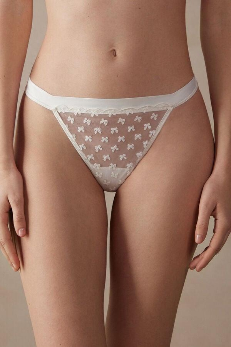 Intimissimi Love Cadeau String Tanga Bugyi Női Fehér | HUBC3811