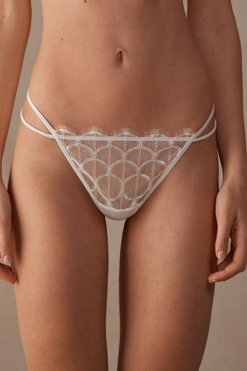 Intimissimi Pure Charme String Tanga Bugyi Női Fehér | HUIS3801